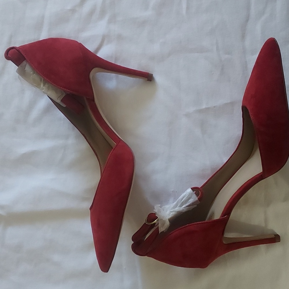NWOT HEELS Sz 10. Ann Taylor Red  Ankle Strap Suede.